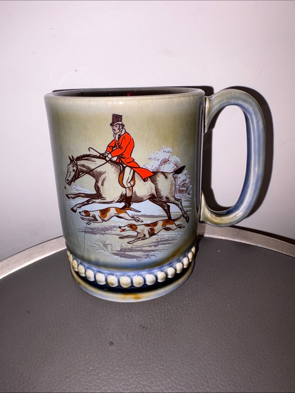 Vintage Wade Irish Porcelain Mug Equestrian Fox Hunt with Running Hounds, 12 Oz